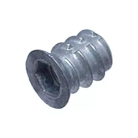 BU05 M8x15mm csavaranya BU05