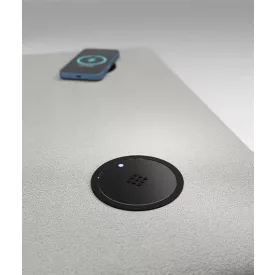   VersaCharger fekete / csiszolt fekete USB kábellel és adapterrel 230 V-ra