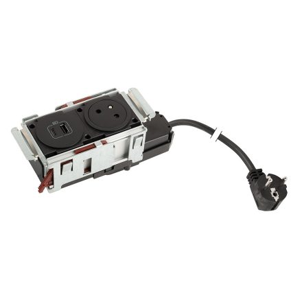 LEGRAND DisqIn 1x230, 1x USB A+C, fekete
