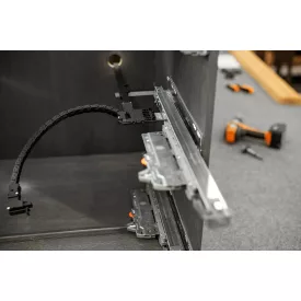 BLUM ESS.T1900 Amperos kábelvezető készlet NL500