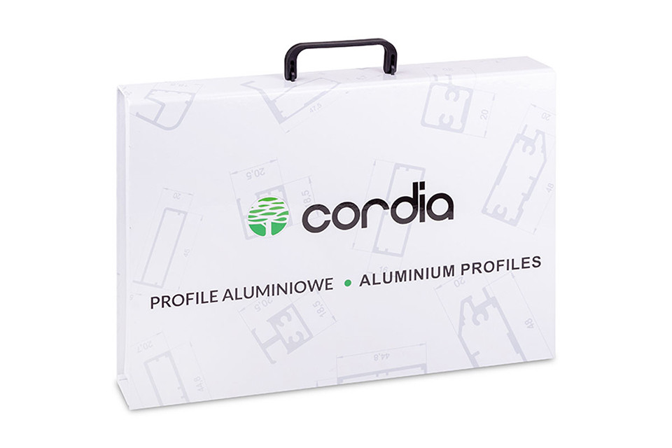 CORDIA minta Profil és alimínium 2020 - bőrönd színezéssel